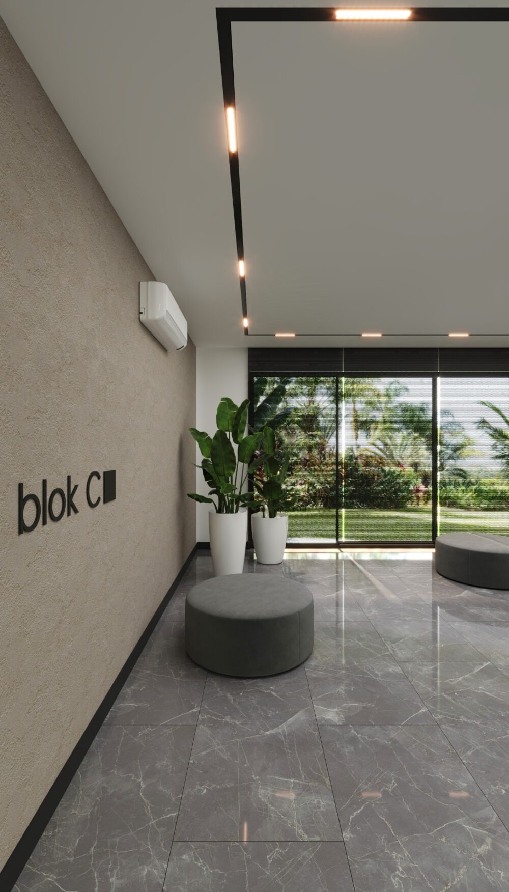 Trendy Cleopatra – block lobby entrance
